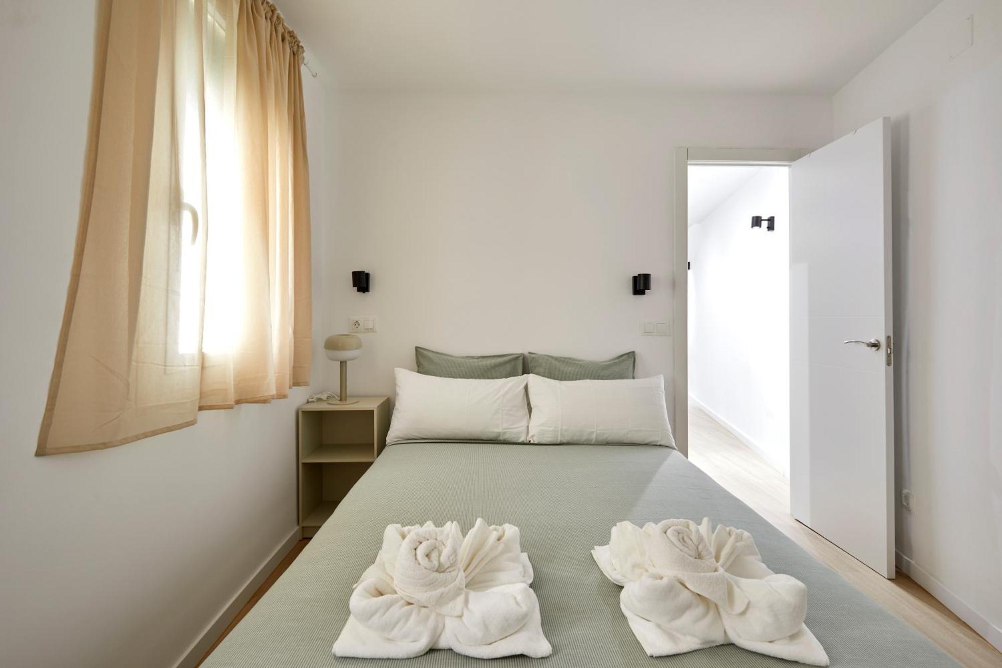 17 Nice Apartment Next To El Molino Barcelone Extérieur photo
