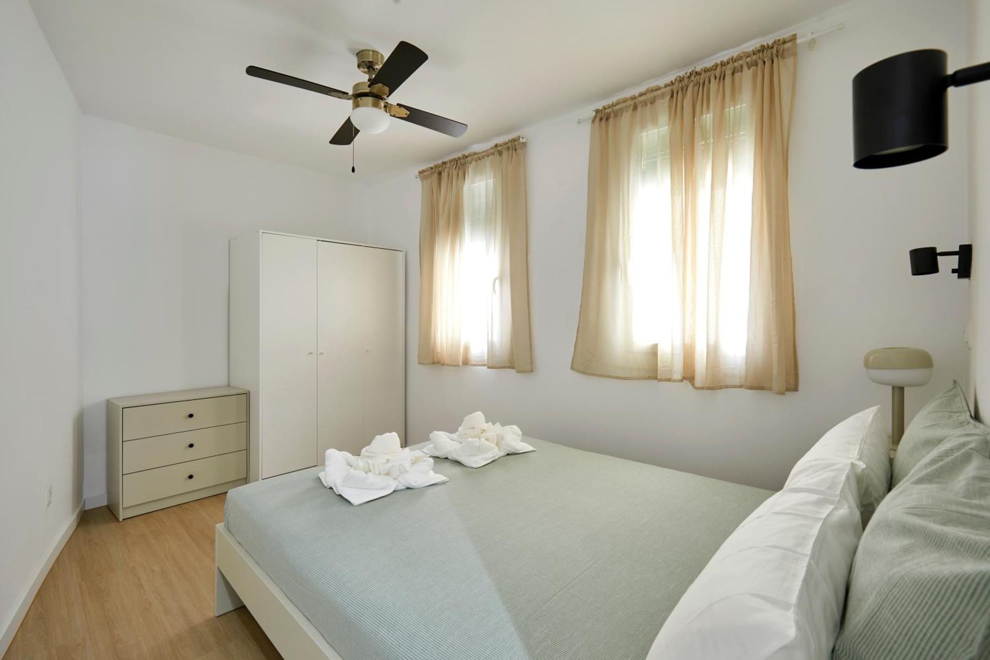 17 Nice Apartment Next To El Molino Barcelone Extérieur photo