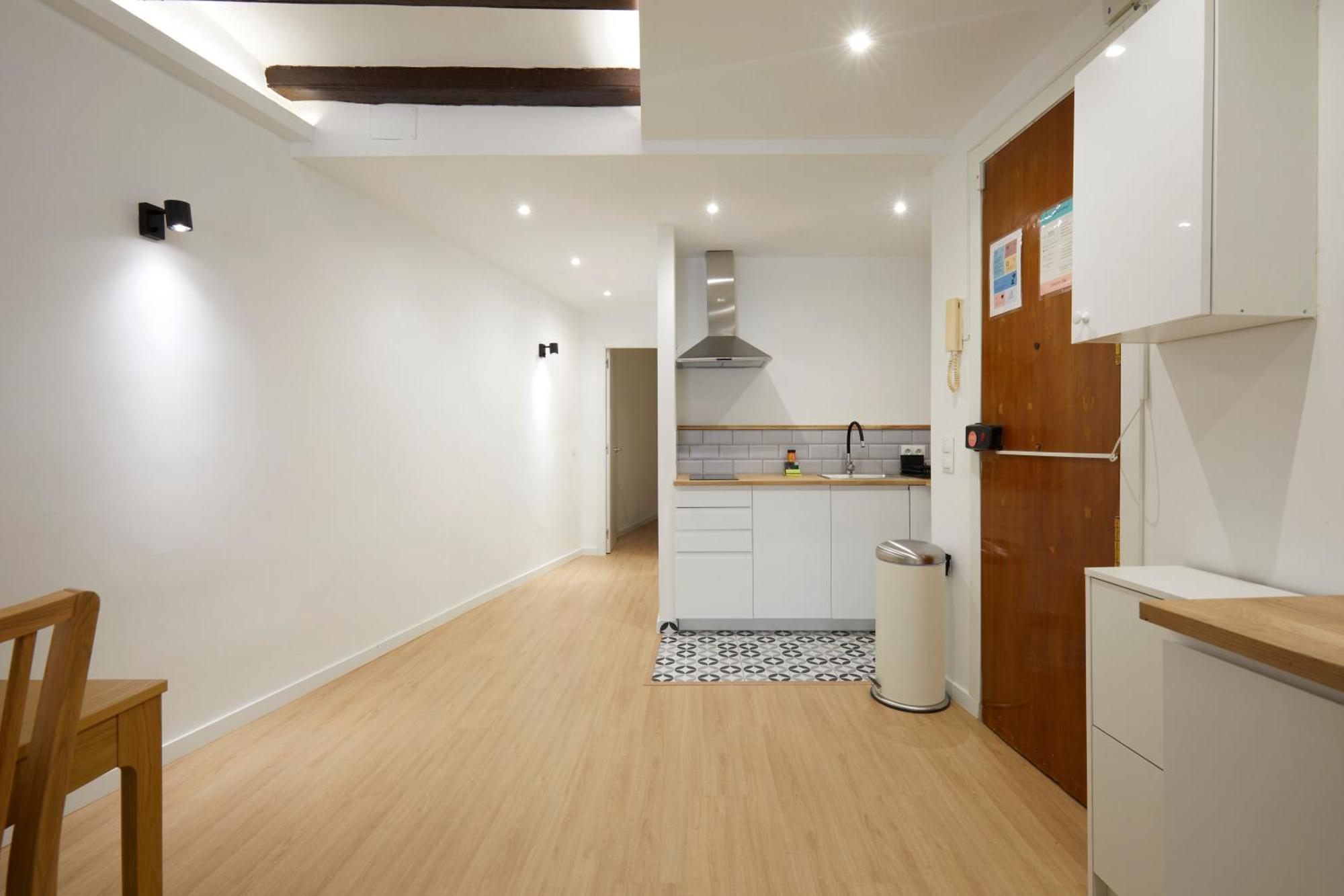 17 Nice Apartment Next To El Molino Barcelone Extérieur photo